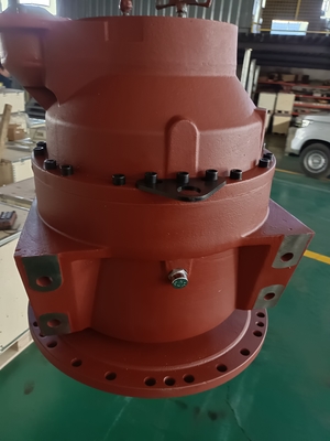 Çince ZF Serisi Delek Kutusu Redüktörü P5300CP Beton Karıştırıcı Tamir için Su Pompası Çıkışı ile