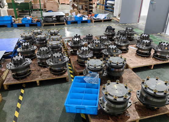 Rexroth MCR MCR5a MCR5A470 MCR10 MCR3 Hidrolik Motor MCR5A470s130z32b2m1l12/F2/So403f Yüksek torklu radyal piston motoru