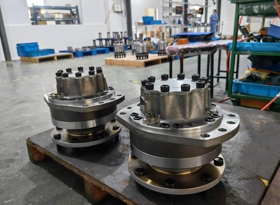 Rexroth MCR MCR5a MCR5A470 MCR10 MCR3 Hidrolik Motor MCR5A470s130z32b2m1l12/F2/So403f Yüksek torklu radyal piston motoru